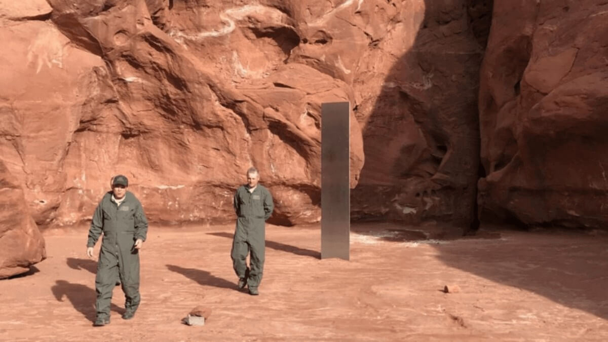 Mysterious metal monolith found in remote Utah desert